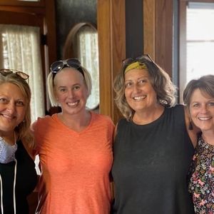 Meet your Posher, Robin